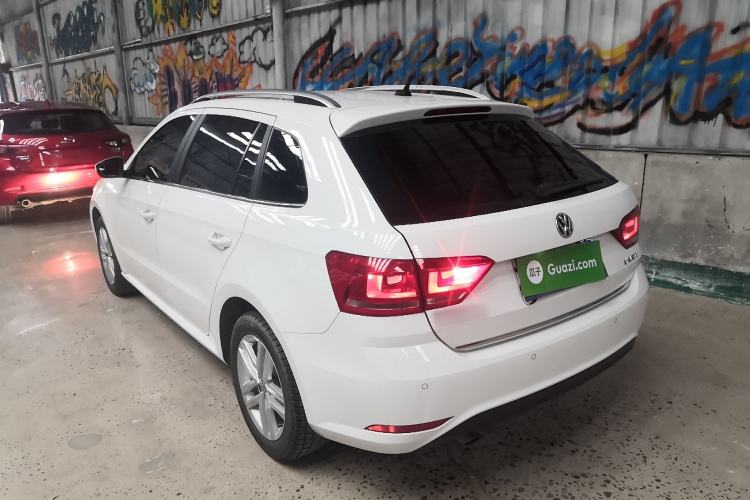 Used Volkswagen Gran Lavida 2015 1.6L Automatic Comfort Edition
