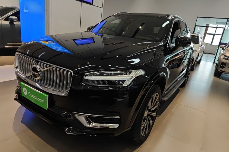 Used Volvo XC90 2025 B5 SmartDrive Luxury Edition 7-Seater