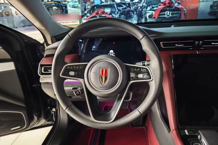 Used Hongqi H5 2025 2.0T Automatic Flag Edition – 500 000 Units Commemorative Version Interior 2