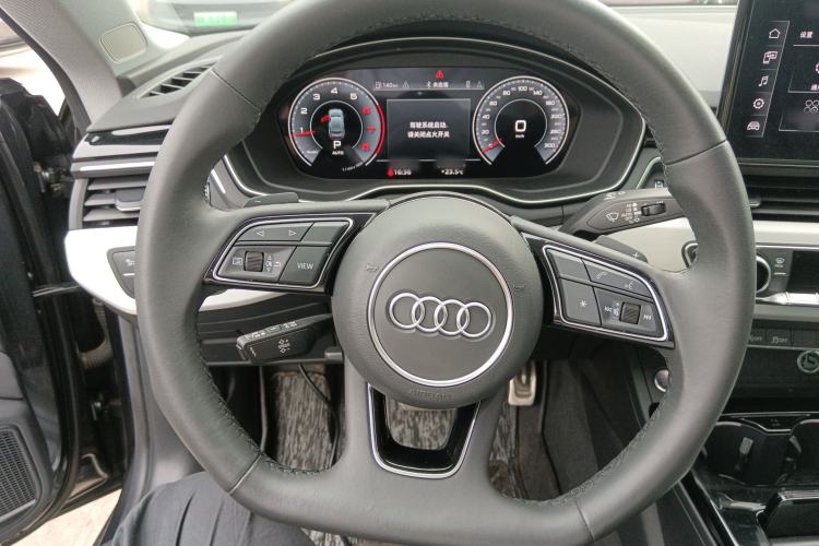 Used Audi A5 2024 Sportback 40 TFSI quattro Luxury Dynamic Model Steering Wheel