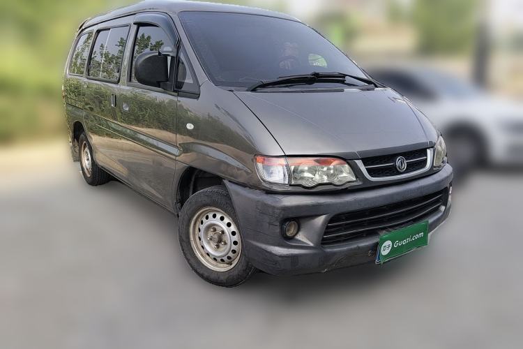 Used FORTHING Lingzhi 2015 V3 1.5L 5-Seater Special Offer Model
