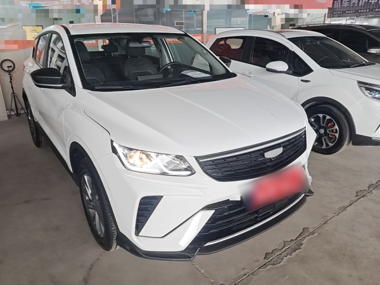 Geely Auto Coolray 2025 1.5L CVT Super Edition — снимка 3