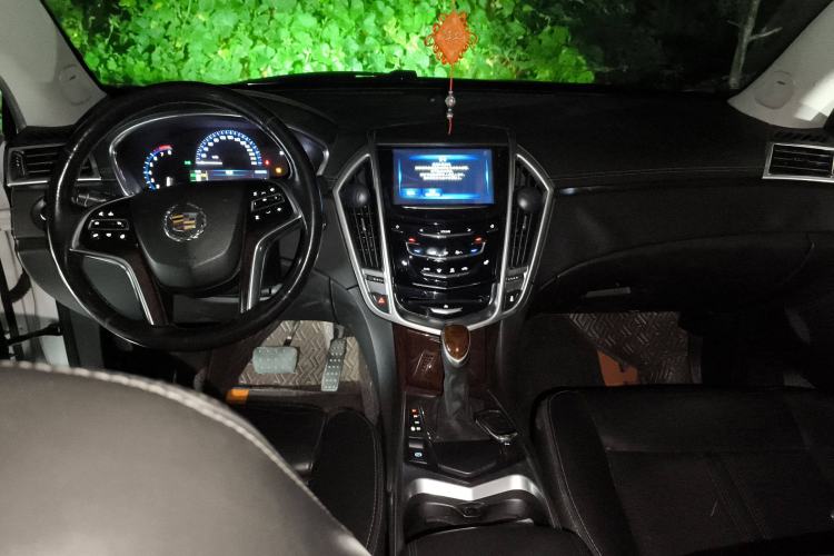 Used Cadillac SRX 2015 3.0L Luxury Model
