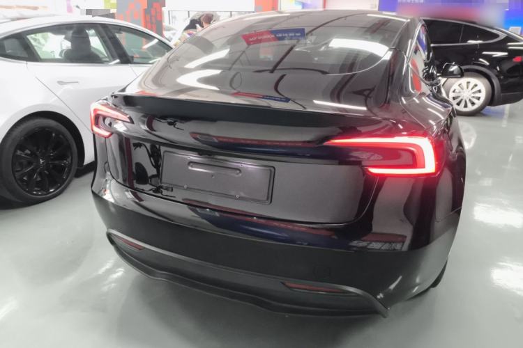 Used Tesla Model 3 2023 Rear-Wheel-Drive Version
