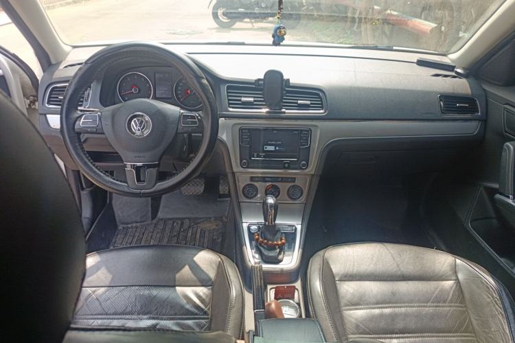 Used Volkswagen Gran Lavida 2014 1.4TSI Automatic Sport Edition
