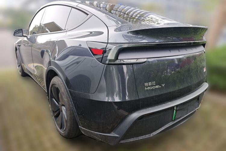 Used Tesla Model Y 2025 Rear-Wheel Drive First Edition