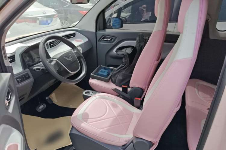 Used Wuling Hongguang MINIEV 2022 Macaron Premium Model – Lithium Iron Phosphate