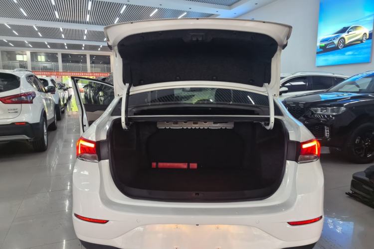 Used Buick GT 2021 Exemplar 1.5L Automatic Elite Version Trunk