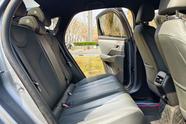 Used BYD Qin PLUS 2025 DM-i Smart Drive 55KM Leading Model Interior 4