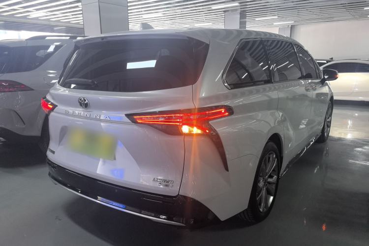Used Toyota SIENNA 2024 2.5L Hybrid Prestige Deluxe Edition
