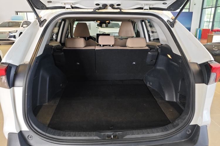 Used Toyota RAV4 2020 Dual-Engine 2.5L E-CVT Four-Wheel Drive Elite Edition Trunk