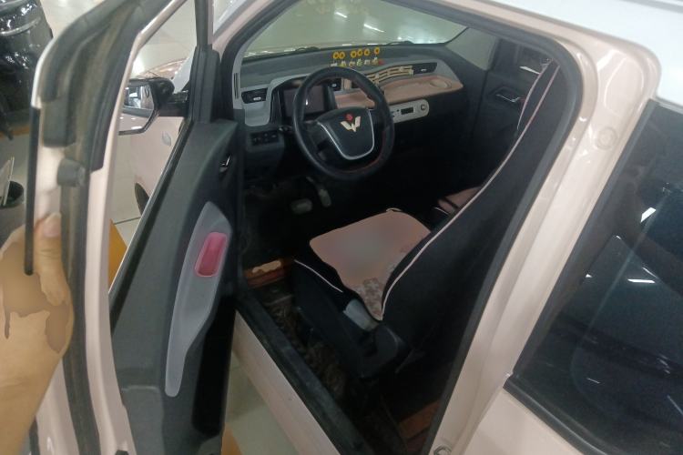 Used Wuling Hongguang MINIEV 2021 Macaron Premium Model – Lithium Iron Phosphate Driver Seat