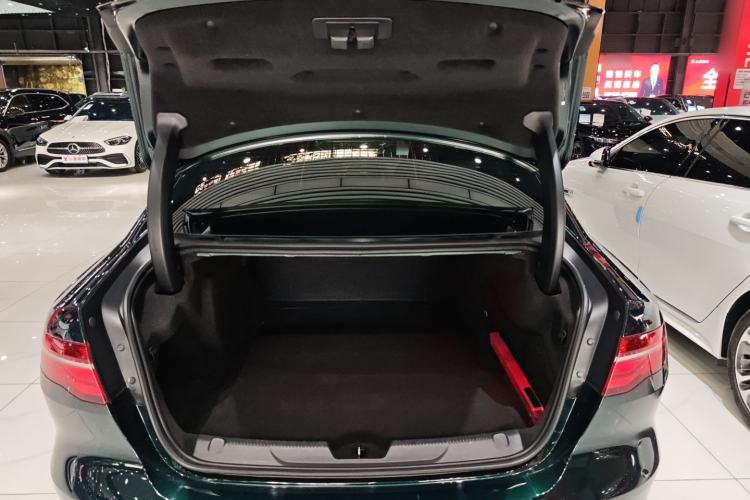 Used Jaguar XEL 2022 2.0T 200PS R-DYNAMIC Youth Sport Edition