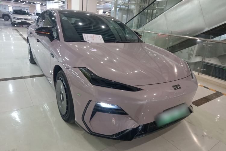 Used Geely Galaxy E8 2024 550 km Range Rear-Drive Dragon Edition