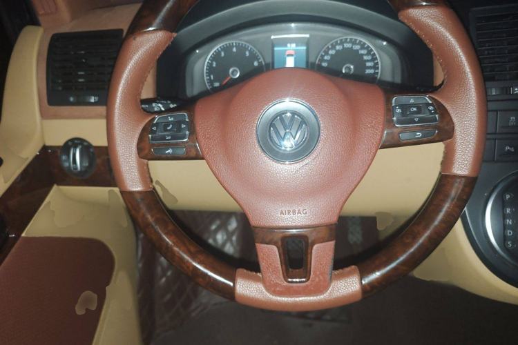 Used Volkswagen Multivan 2012 2.0 TSI Two-Wheel Drive Business Edition
