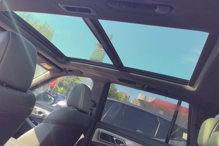 Used GAC Trumpchi GS8 2022 Linghang Series 2.0 TGDI Two-Wheel-Drive Luxury Smart Connectivity Version (7 Seats) Headliner