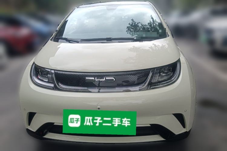 Used BYD Dolphin 2023 420 km Fashion Edition
