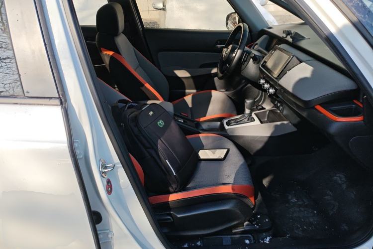 Used Honda LIFE 2021 1.5L CVT SPO-SS Dynamic Edition Right Front Seat