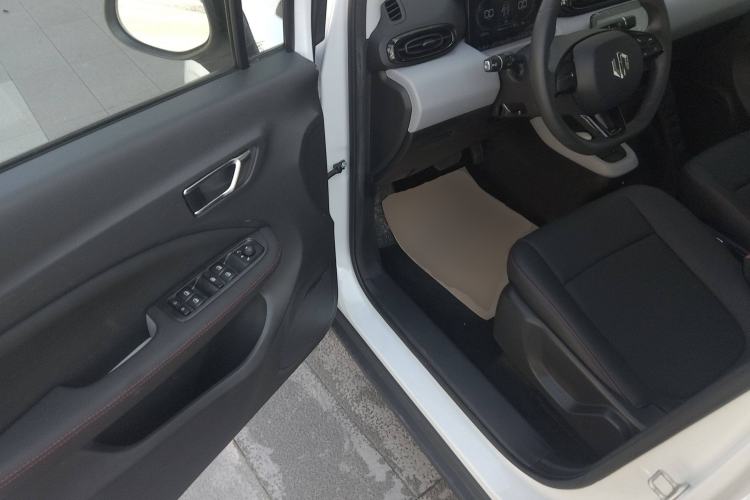 Used Leapmotor T03 2022 Agate Edition Interior 3