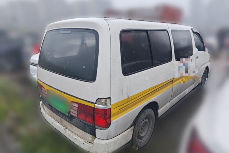 Used Jinbei Hiace 2011 2.0L 5th Generation Power King Classic 4G20D4B
