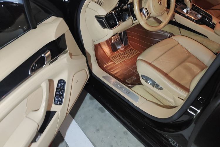 Used Porsche Panamera 2010 Panamera 4S 4.8L