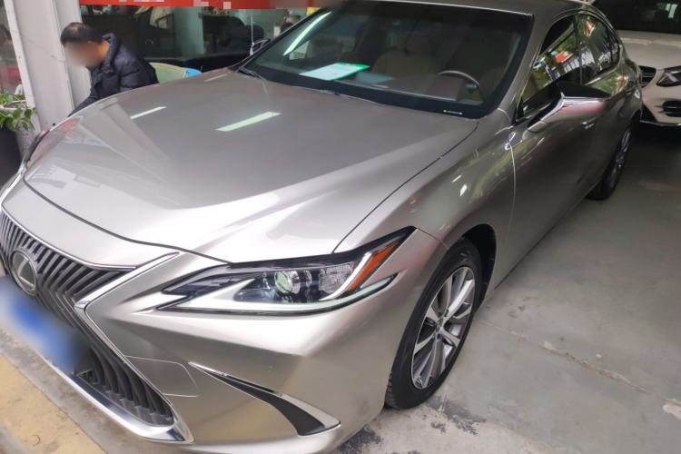 Used Lexus ES 2020 200 Excellence Edition