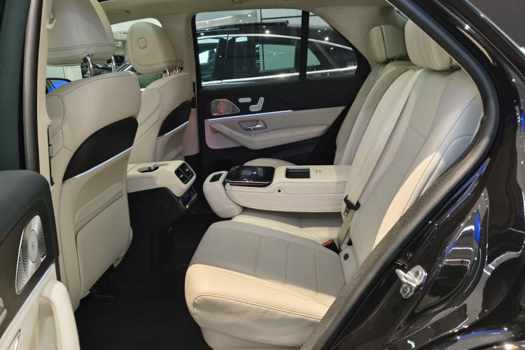 Used Mercedes-Benz GLE 2024 GLE 450 4MATIC Luxury Model
