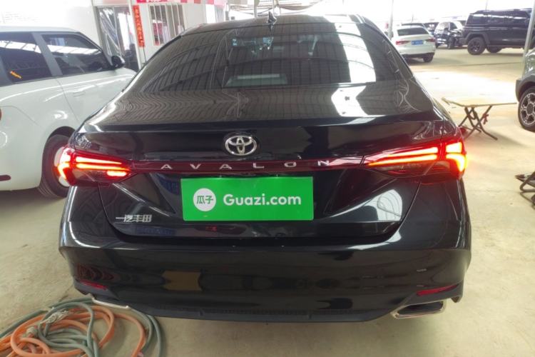 Used Toyota Avalon 2023 2.0L Luxury Edition Rear