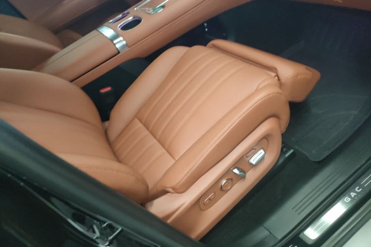 Used GAC Trumpchi S9 2025 Model Qiankun Ultra 6-Seater Right Front Seat