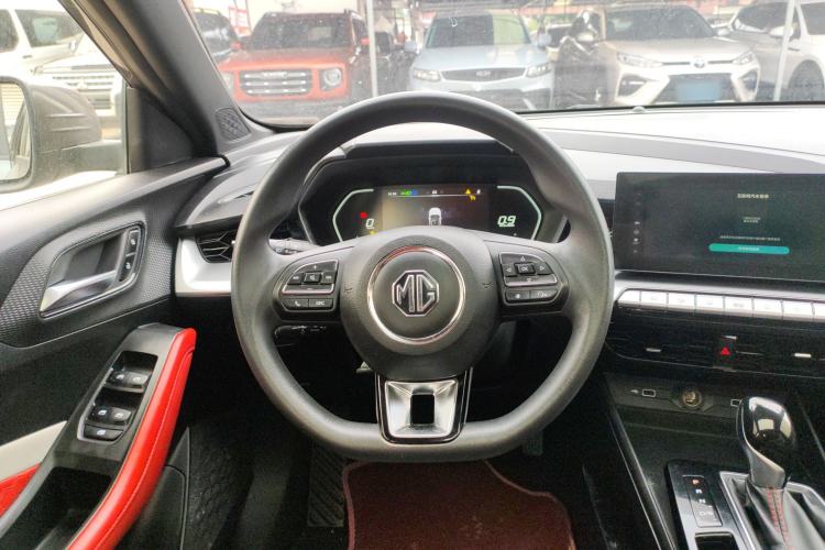 Used MG 5 2021 180 DVVT CVT Youth Luxury Edition
