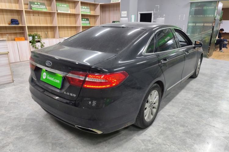 Used Ford Taurus 2016 EcoBoost 180 Luxury Model
