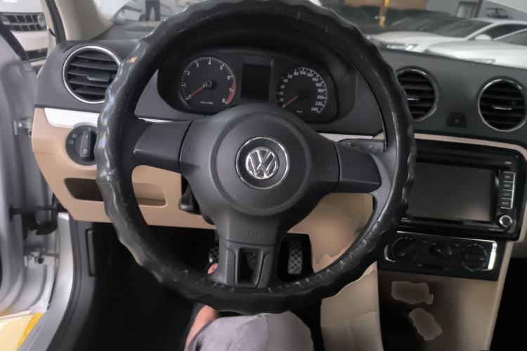Used Volkswagen Jetta 2013 1.6L Manual Comfort Model Steering Wheel