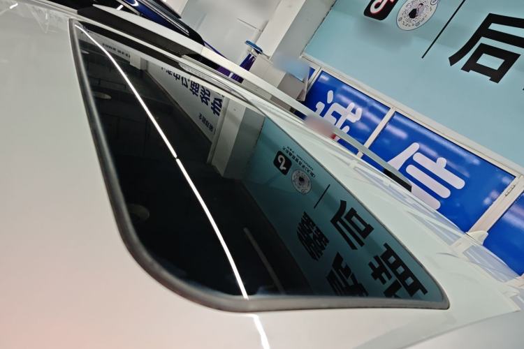 Used Toyota RAV4 2015 2.0L CVT Two-Wheel Drive Fashion Edition