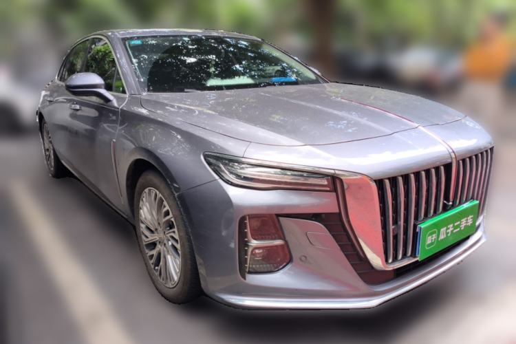 Used Hongqi H5 2023 2.0T Automatic Smart Connect Flagship Edition Front Right 45 Deg