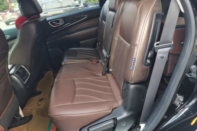 Used Infiniti QX60 2016 2.5 S/C Hybrid Two-Wheel-Drive Excellence Edition China V Standard Left Rear Seat