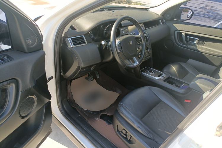 Used Land Rover Discovery Sport 2019 240 PS PURE Edition China VI Standard
