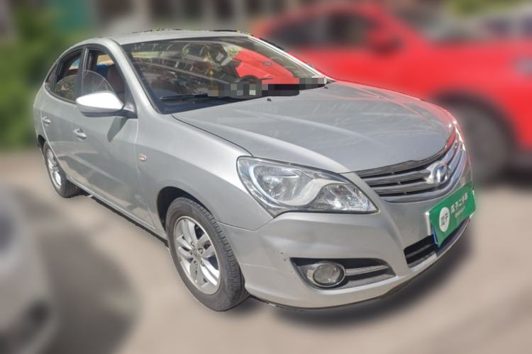 Used Hyundai Celesta 2011 1.6L Manual Comfort Edition Front Right 45 Deg