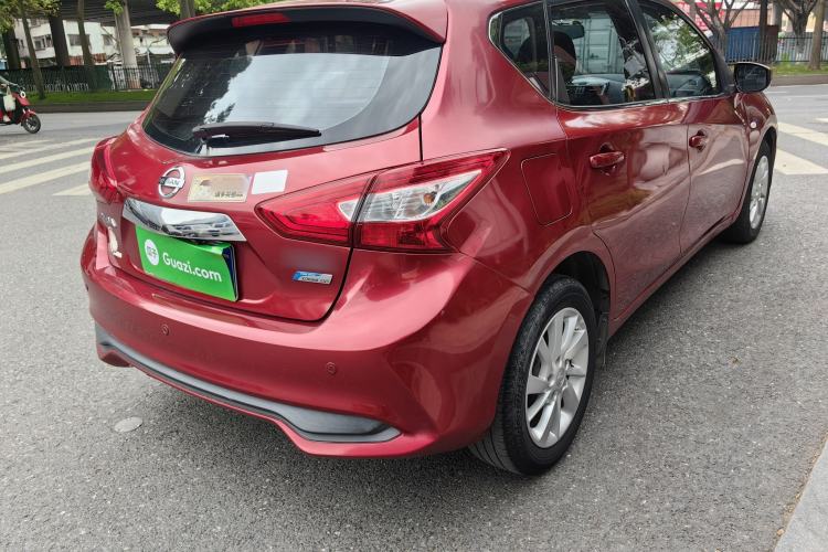 Used Nissan Tiida 2016 1.6L CVT Cool Dynamic Edition Exterior 4