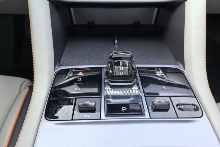 Used BYD Song PLUS New Energy 2024 HONOR Edition DM-i 110km Flagship Model
