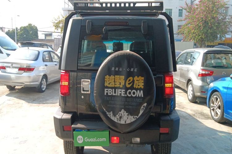 Used BAIC Off-Road BJ40 2016 40L 2.3T Automatic Two-Wheel Drive Prestige Edition
