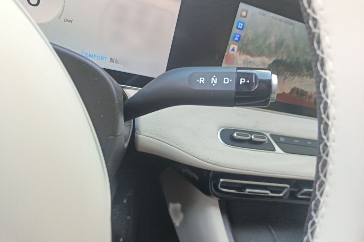 Used Roewe D7 2023 DMH 125km Excellence Edition
