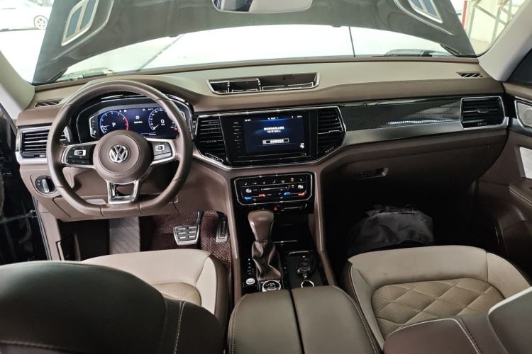 Used Volkswagen Teramont X 2020 380TSI Four-Wheel Drive Prestige Luxury Edition Center Console