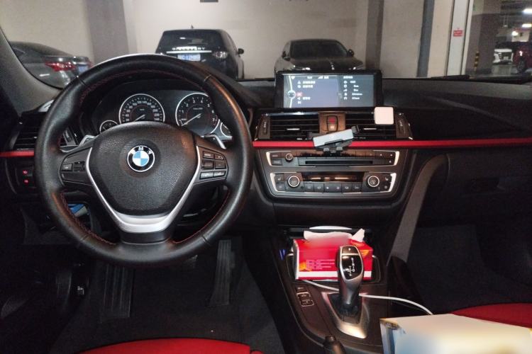 Used BMW 3 Series 2013 320i Sport Design Package