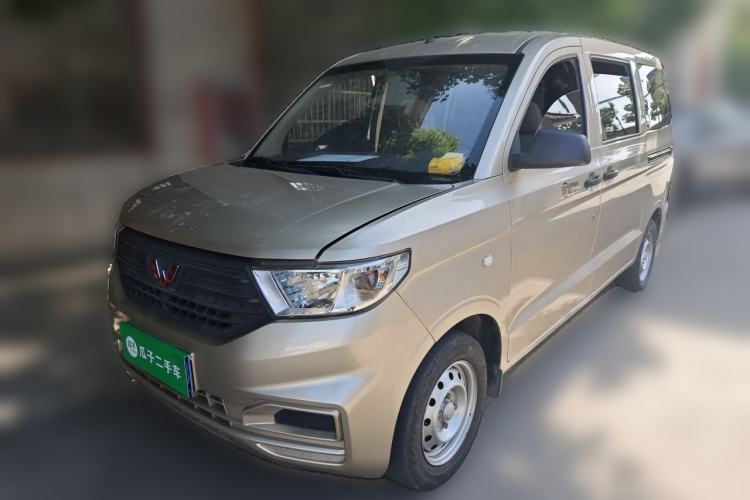 Used Wuling Hongguang V 2022 1.5L Jingqu Edition Electric-Assist LAR