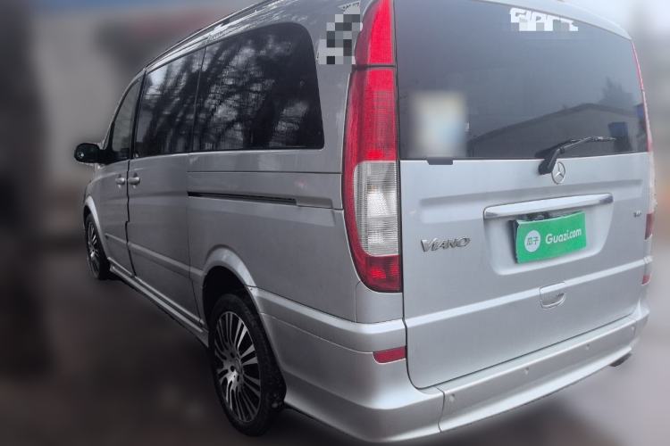 Used Mercedes-Benz Viano 2011 2.5L Prestige Edition