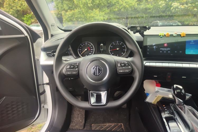 Used MG 5 2022 180 DVVT CVT Youth Style Edition
