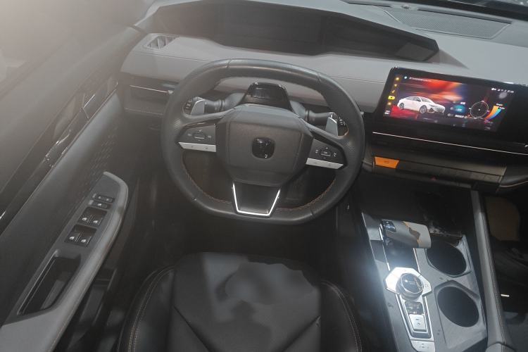 Used Changan UNI-V 2022 1.5T Prestige Version