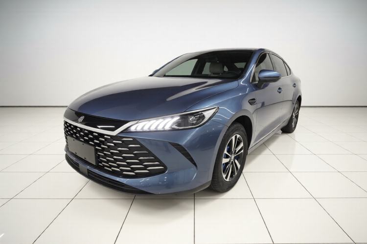 Used BYD Qin PLUS 2025 DM-i Smart Drive 120KM Superior Model