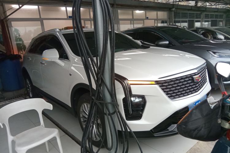 Used Cadillac XT4 2024 Facelift 28T Two-Wheel-Drive Luxury Version Exterior 1