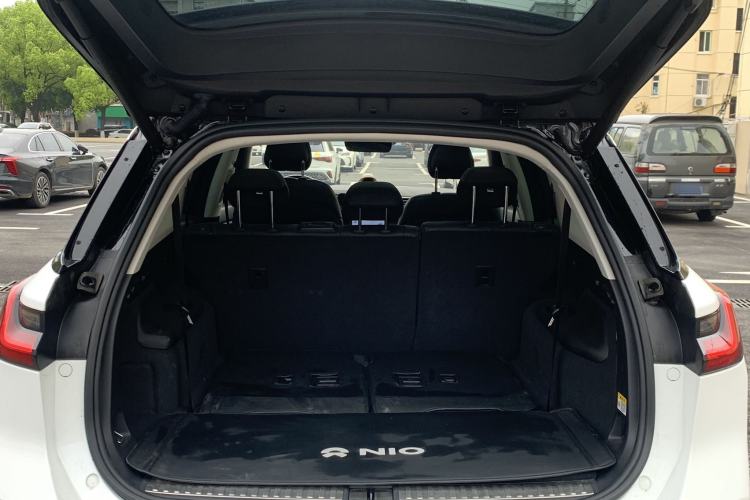 Used Nio ES8 2020 580 km Signature Edition 7-Seater Version Trunk